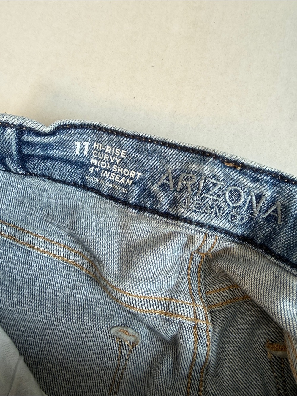 Arizona Jean Company High Waist Denim Shorts Stretch Distressed Blue size 11 - Picture 9 of 10